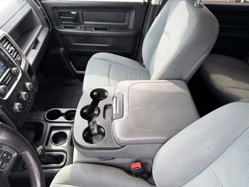 Used 2017 RAM 2500 Tradesman w/ Chrome Appearance Group AWD/4WD image 42