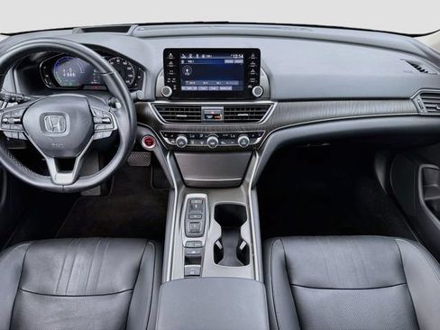 Used 2022 Honda Accord Touring image 18