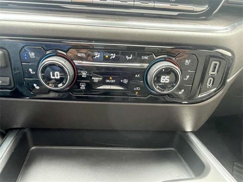 Certified 2024 Chevrolet Silverado 1500 LTZ w/ LTZ Premium Package image 21