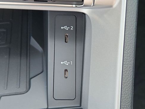 New 2025 Audi Q3 2.0T Premium image 18