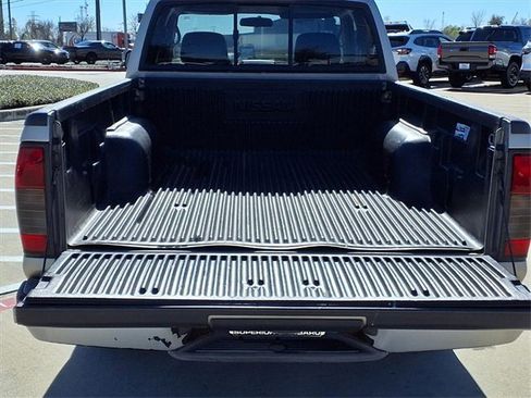 Used 2004 Nissan Frontier XE w/ (VTP) Value Truck Pkg image 19