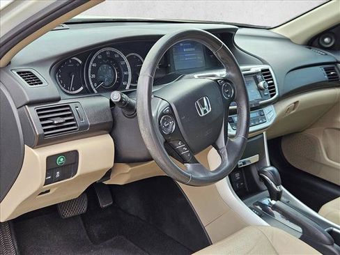 Used 2013 Honda Accord EX-L image 9