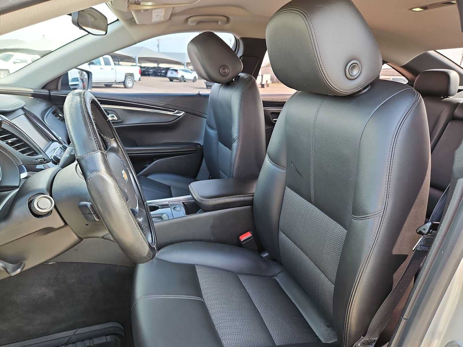 Used 2018 Chevrolet Impala LT FWD image 15
