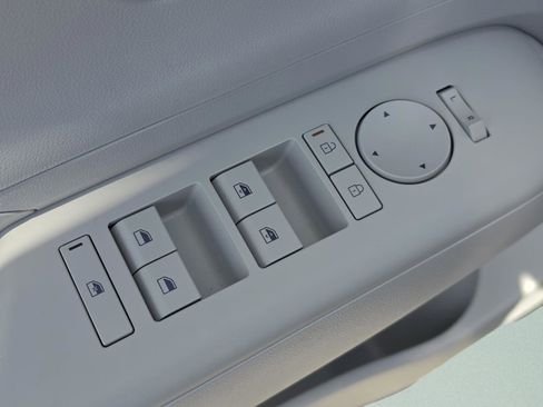 New 2026 Hyundai Kona SEL Sport FWD image 18