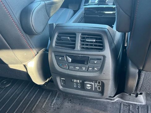 Used 2021 Honda Pilot Black Edition image 20