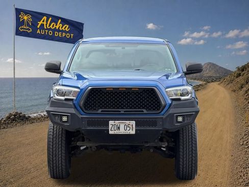 Used 2016 Toyota Tacoma SR5 AWD/4WD image 7