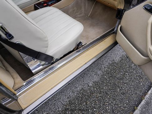 Used 1988 Mercedes-Benz 560 SL image 65