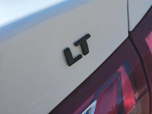 Used 2023 Chevrolet Malibu LT w/ Sport Edition FWD image 9