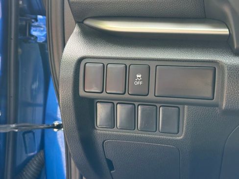 Used 2018 Mitsubishi Eclipse Cross ES AWD/4WD image 18