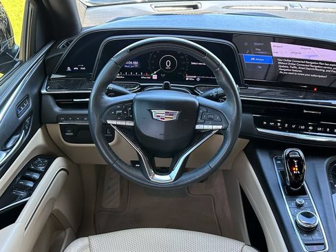 Certified 2023 Cadillac Escalade Premium Luxury AWD/4WD image 14