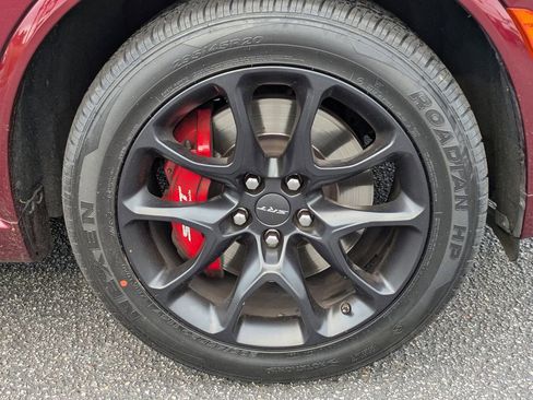 Used 2022 Dodge Durango SRT w/ Technology Group AWD/4WD image 12