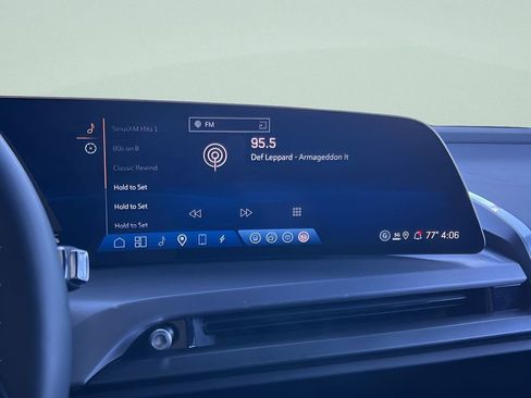 Used 2026 Cadillac Vistiq Sport image 18