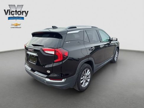 Used 2022 GMC Terrain SLT w/ Infotainment Package II FWD image 7