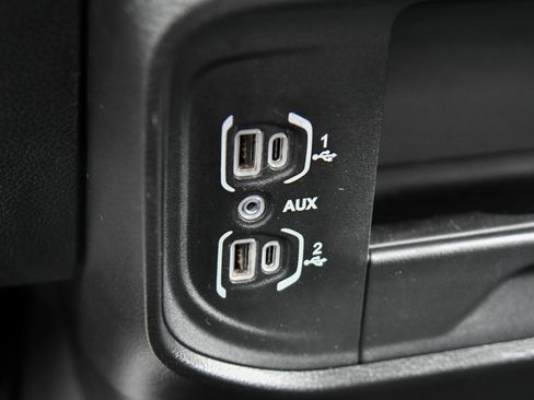 Used 2024 RAM 2500 Big Horn w/ Night Edition image 27