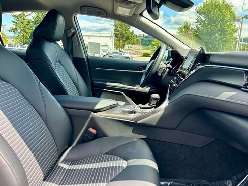 Certified 2023 Toyota Camry SE w/ Convenience Package FWD image 15