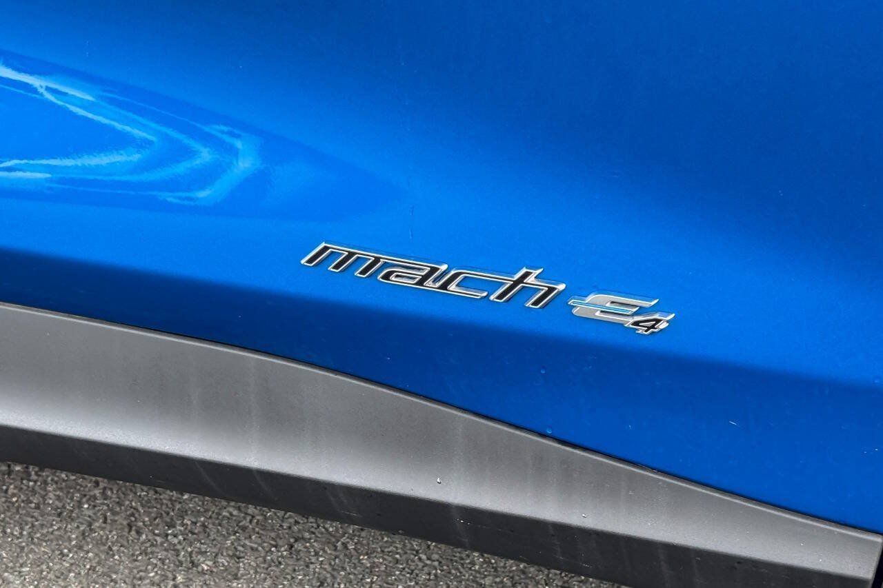 Used 2025 Ford Mustang Mach-E Premium AWD/4WD image 9