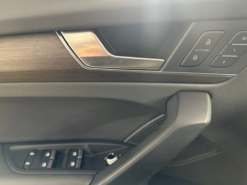 Used 2023 Audi Q5 2.0T Premium Plus w/ Premium Plus Package image 10