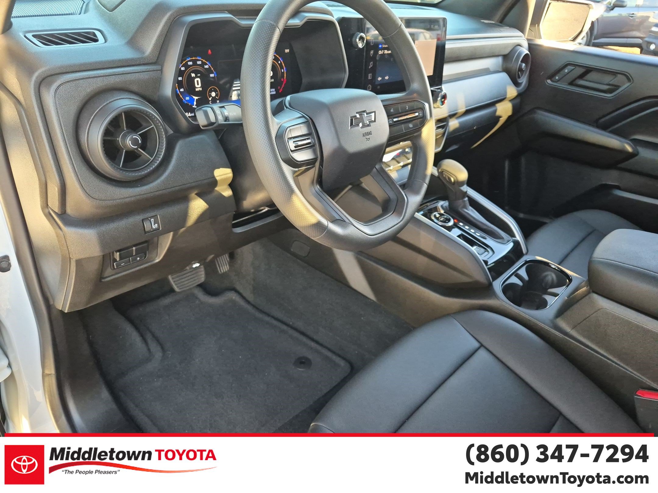 Used 2024 Chevrolet Colorado Trail Boss w/ Advanced Trailering Package AWD/4WD image 16
