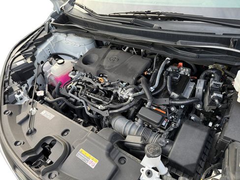 Used 2022 Toyota Sienna LE image 13