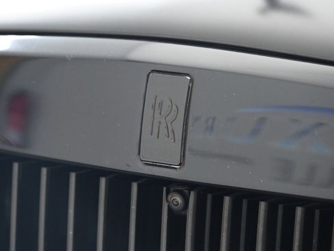 Used 2023 Rolls-Royce Cullinan image 8