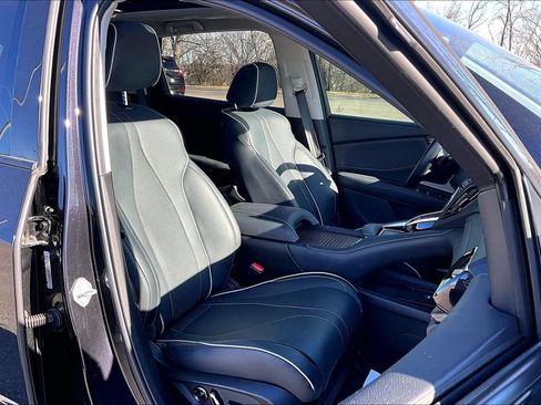 Used 2024 Acura RDX SH-AWD w/ Advance Package image 9