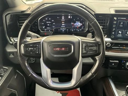 Used 2022 GMC Sierra 1500 SLT w/ SLT Convenience Package AWD/4WD image 8