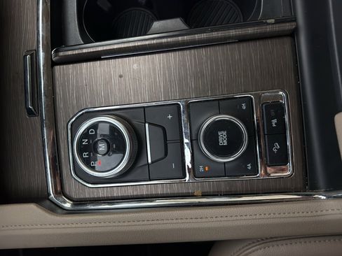 Used 2024 Ford Expedition Max Limited image 13