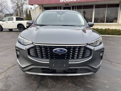 Used 2024 Ford Escape Platinum AWD/4WD image 10