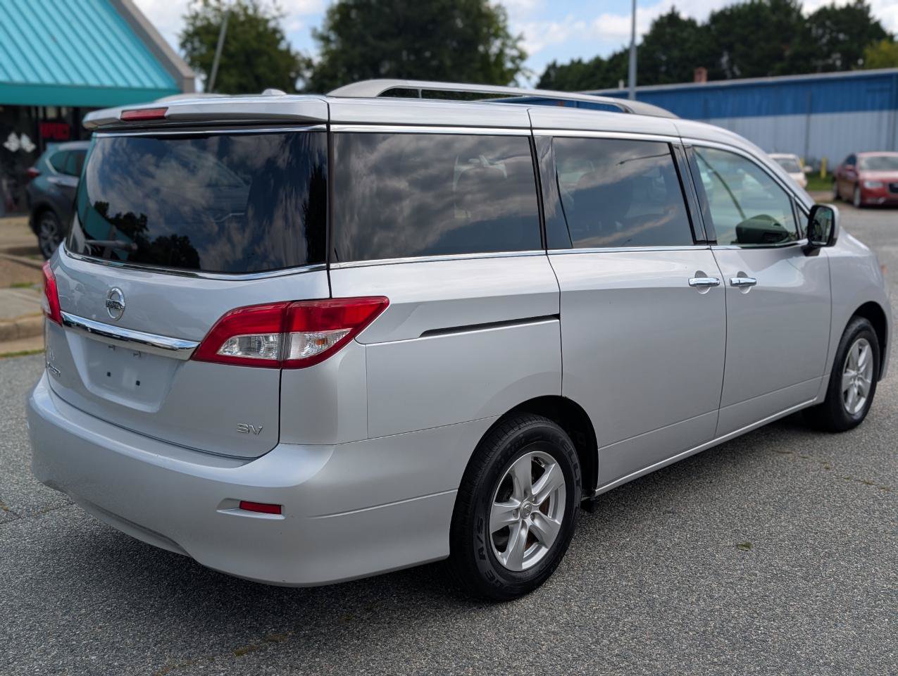 Used 2017 Nissan Quest SV FWD image 9
