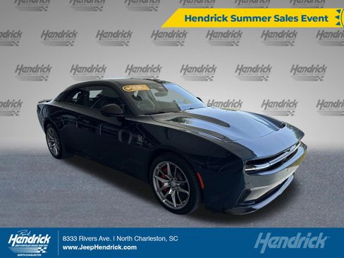 Used 2024 Dodge Charger Daytona Scat Pack w/ Plus Group AWD/4WD image 1