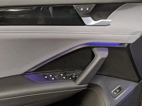 New 2026 Volkswagen Tiguan SE image 10