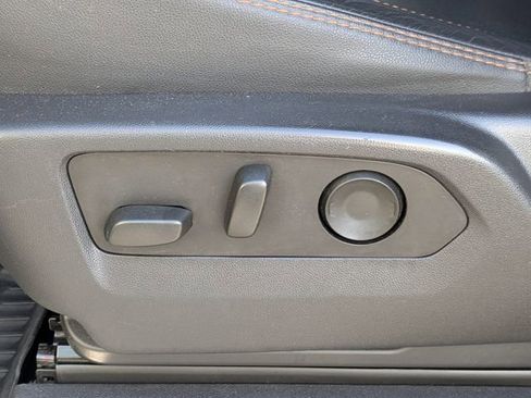 Used 2024 GMC Sierra 2500 AT4 w/ AT4 Premium Plus Package image 20