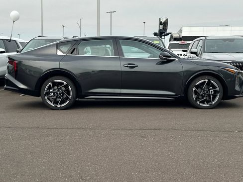 New 2026 Kia K4 EX FWD image 3