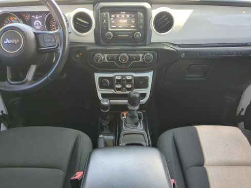 Used 2019 Jeep Wrangler Unlimited Sport S AWD/4WD image 14