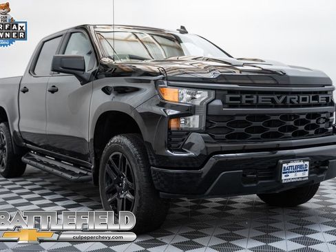 Used 2023 Chevrolet Silverado 1500 Custom Trail Boss w/ Midnight Edition AWD/4WD image 1