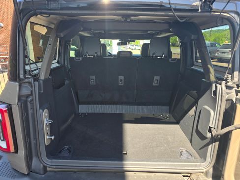 Used 2025 Ford Bronco Badlands AWD/4WD image 11
