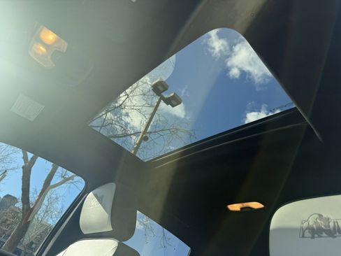 Used 2024 GMC Canyon AT4X w/ AT4X AEV Edition image 28