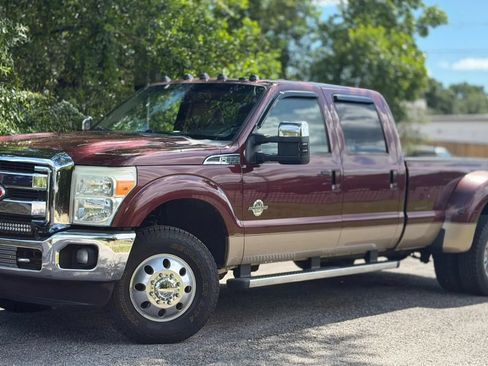 Used 2011 Ford F350 Lariat w/ Lariat Ultimate Pkg AWD/4WD image 11