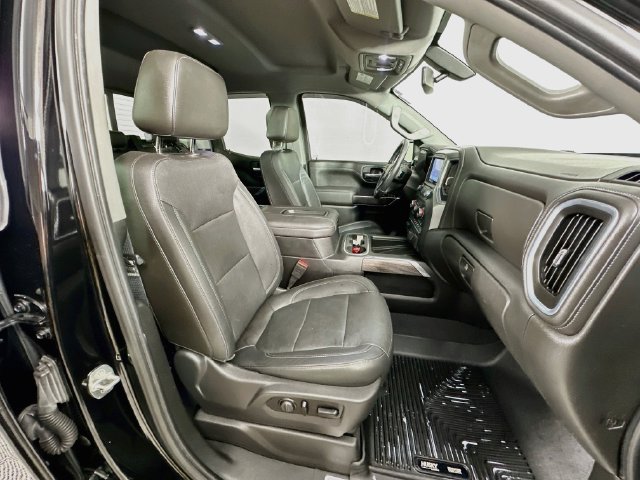 Used 2019 Chevrolet Silverado 1500 LTZ w/ LTZ Convenience Package AWD/4WD image 25