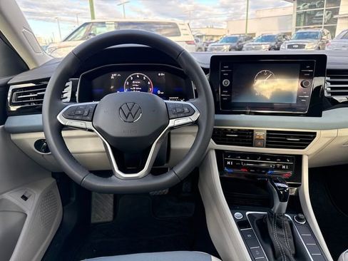 New 2026 Volkswagen Jetta SE FWD image 18