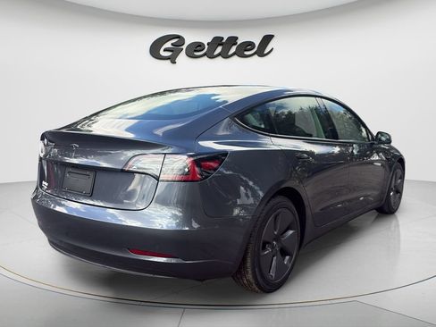Used 2023 Tesla Model 3 Standard Range RWD image 5
