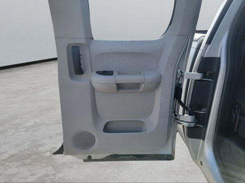 Used 2010 Chevrolet Silverado 1500 W/T image 19