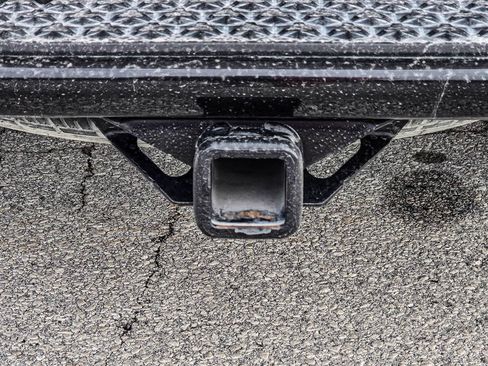Used 2023 Chevrolet Colorado Z71 w/ Z71 Convenience Package 2 AWD/4WD image 7