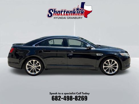 Used 2014 Ford Taurus Limited w/ Equipment Group 301A FWD image 4