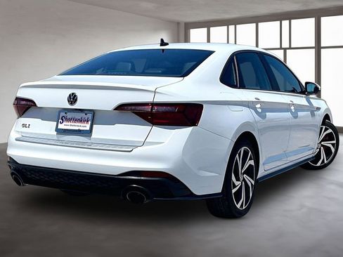 Used 2022 Volkswagen Jetta GLI Autobahn FWD image 6