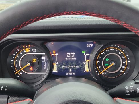 Used 2024 Jeep Wrangler Unlimited Rubicon w/ Technology Group image 24