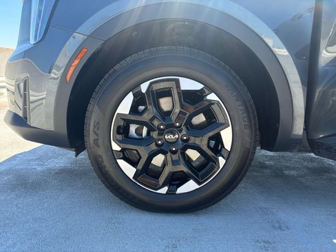 Used 2024 Kia Sorento S AWD/4WD image 33