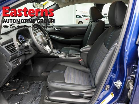 Used 2023 Nissan Leaf S image 13