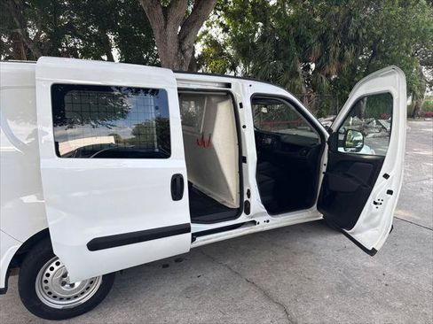 Used 2022 RAM ProMaster City Tradesman w/ Window Group 05 FWD image 16