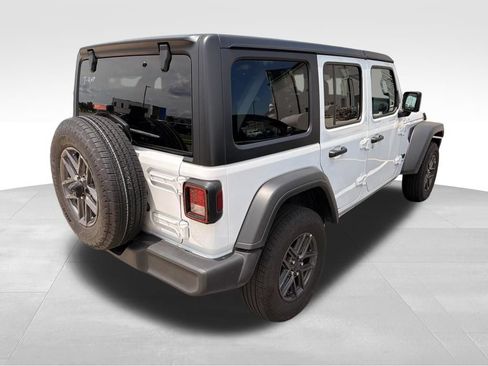 Used 2025 Jeep Wrangler Unlimited Sport AWD/4WD image 7